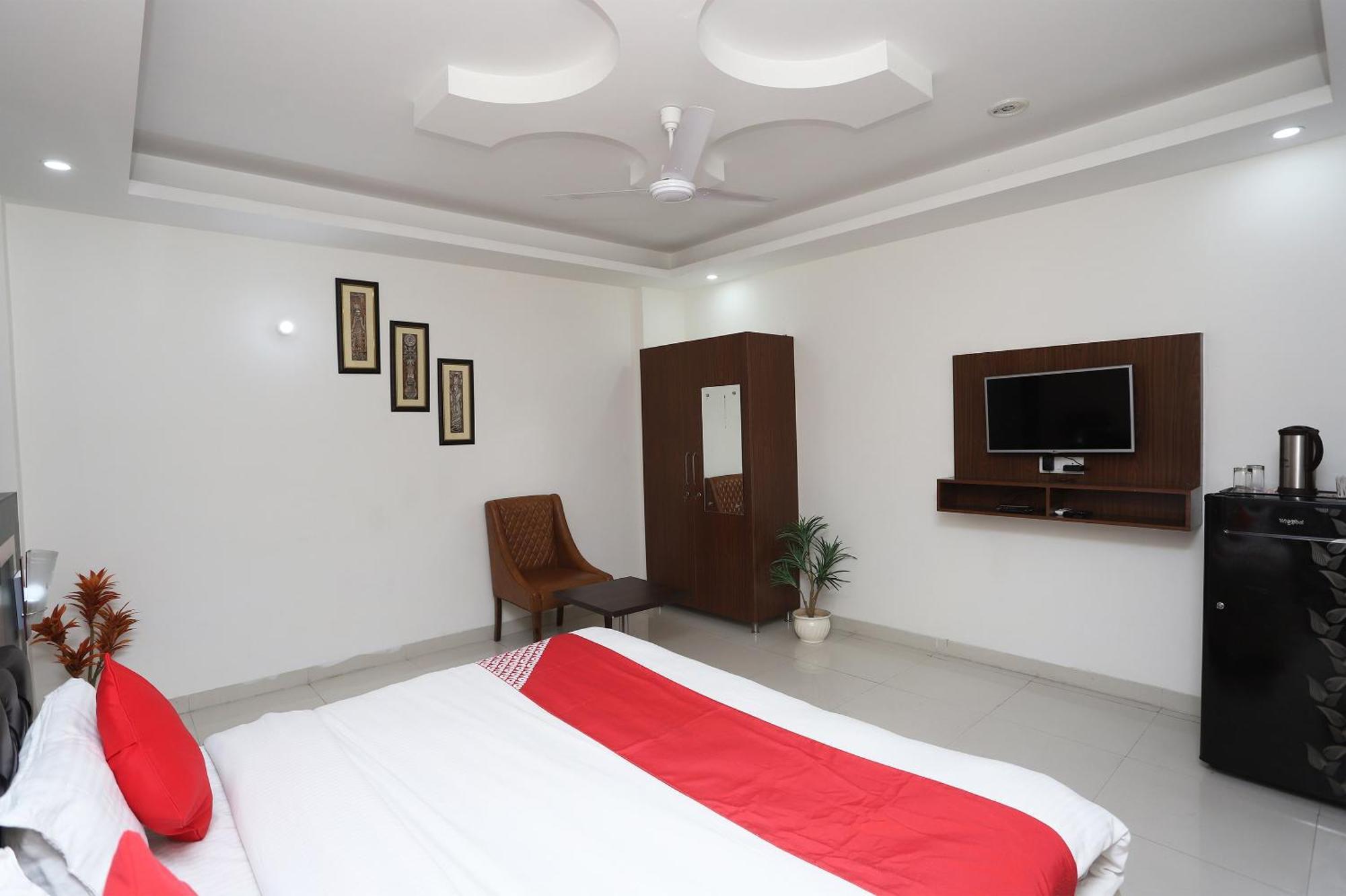 Super Capital O Levanti Near Aravali Biodiversity Park Gurgaon Exterior foto