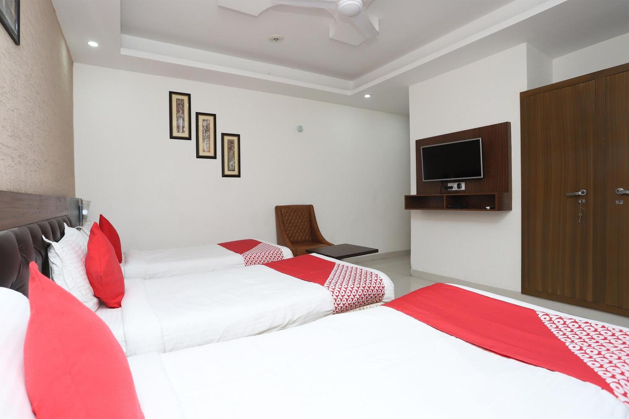 Super Capital O Levanti Near Aravali Biodiversity Park Gurgaon Exterior foto